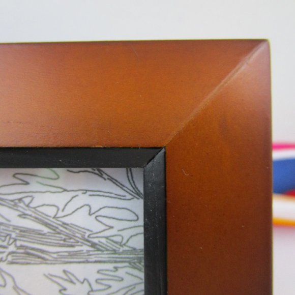 Maple Wood Photo Frame 2.5 x 3.5 by Prinz - Picture 3 of 9